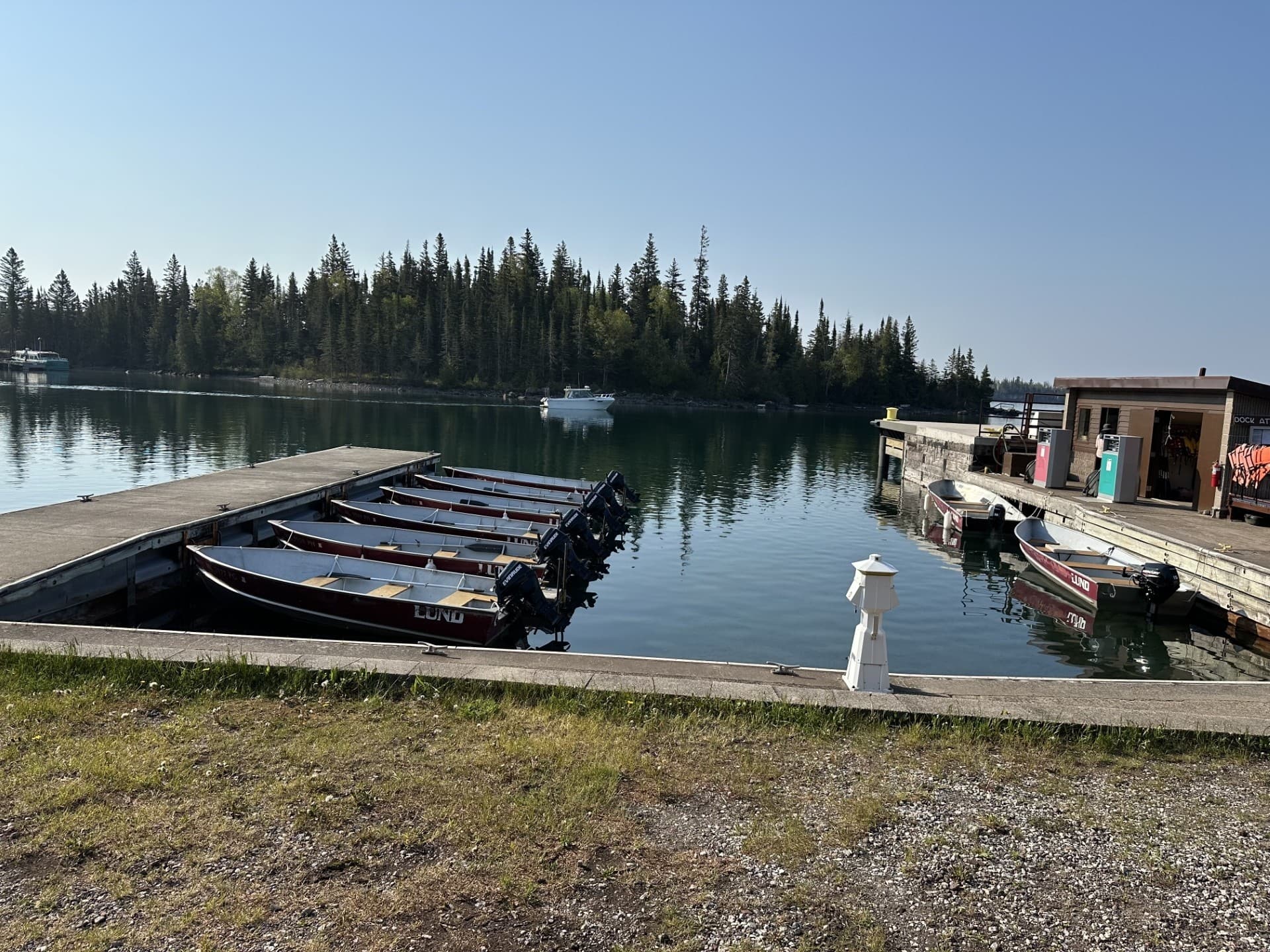 Lake Superior Rentals at Rock Harbor Lodge: Canoes, Kayaks & Motorboats for Isle Royale Exploration