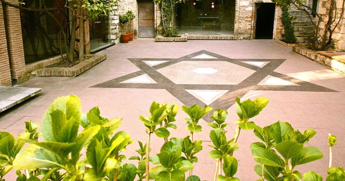 Historic Jewish Heritage Tour in Catalonia, Spain
