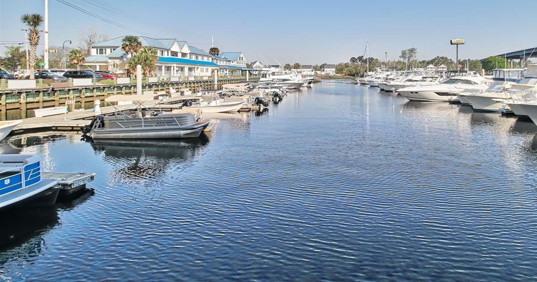 Explore North Myrtle Beach by Water: Half Day Boat Rental at Harbourgate Marina