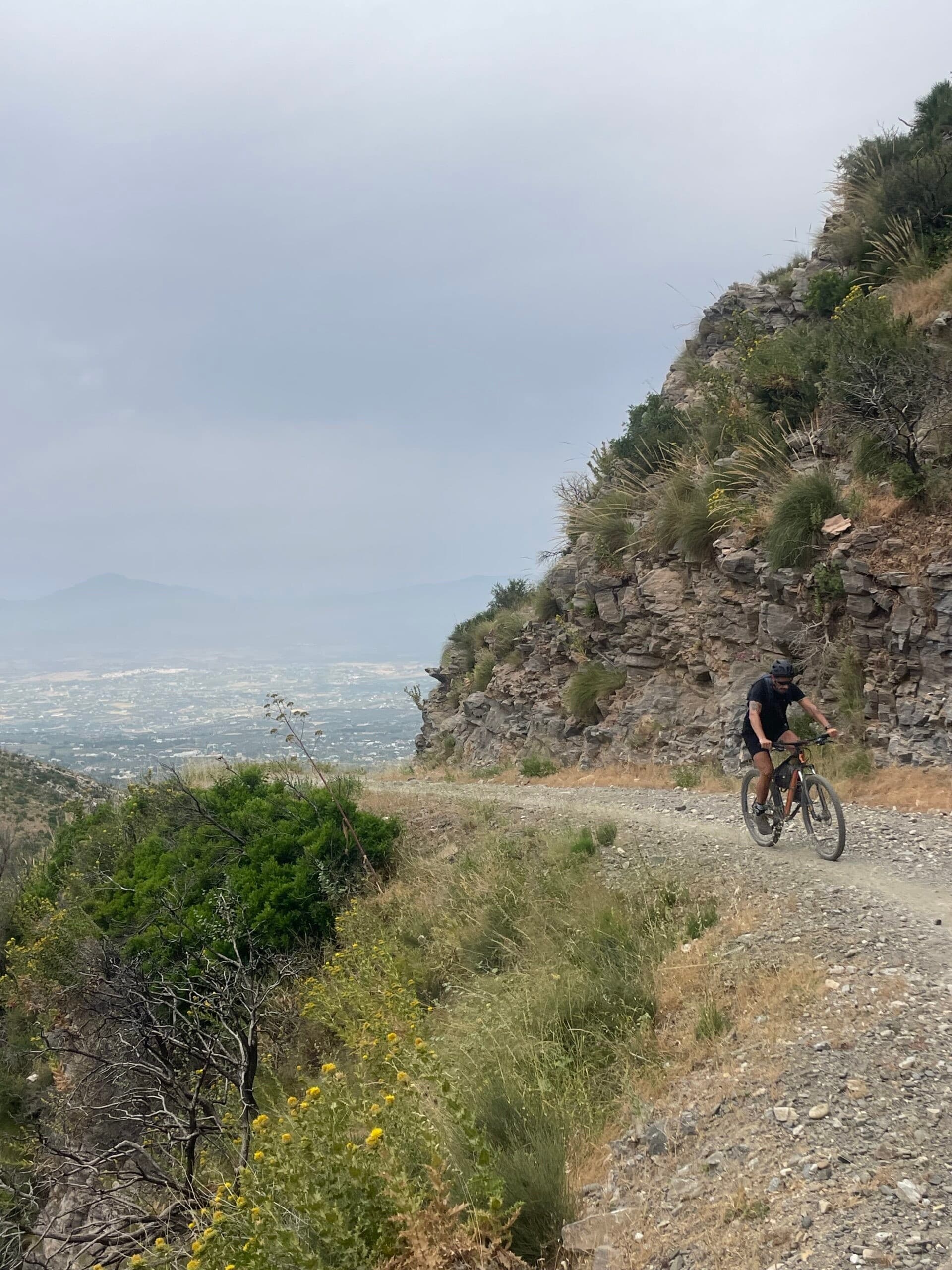 Gravel Málaga: Jarapalos Mountain-to-Coast Gravel Loop