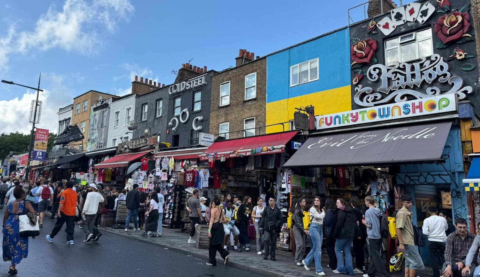 Camden Town free walking tour: explore markets, music, and Regent's Canal