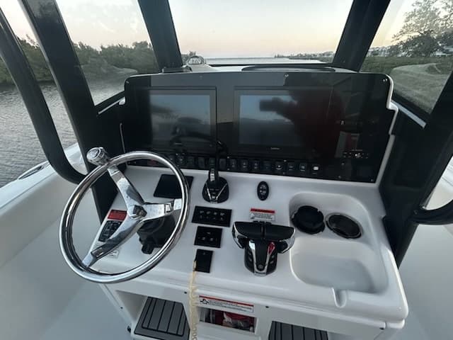 Multi-Day Boat Rentals at Anna Maria Island: Self-Drive Sea Hunt Adventures photo 2