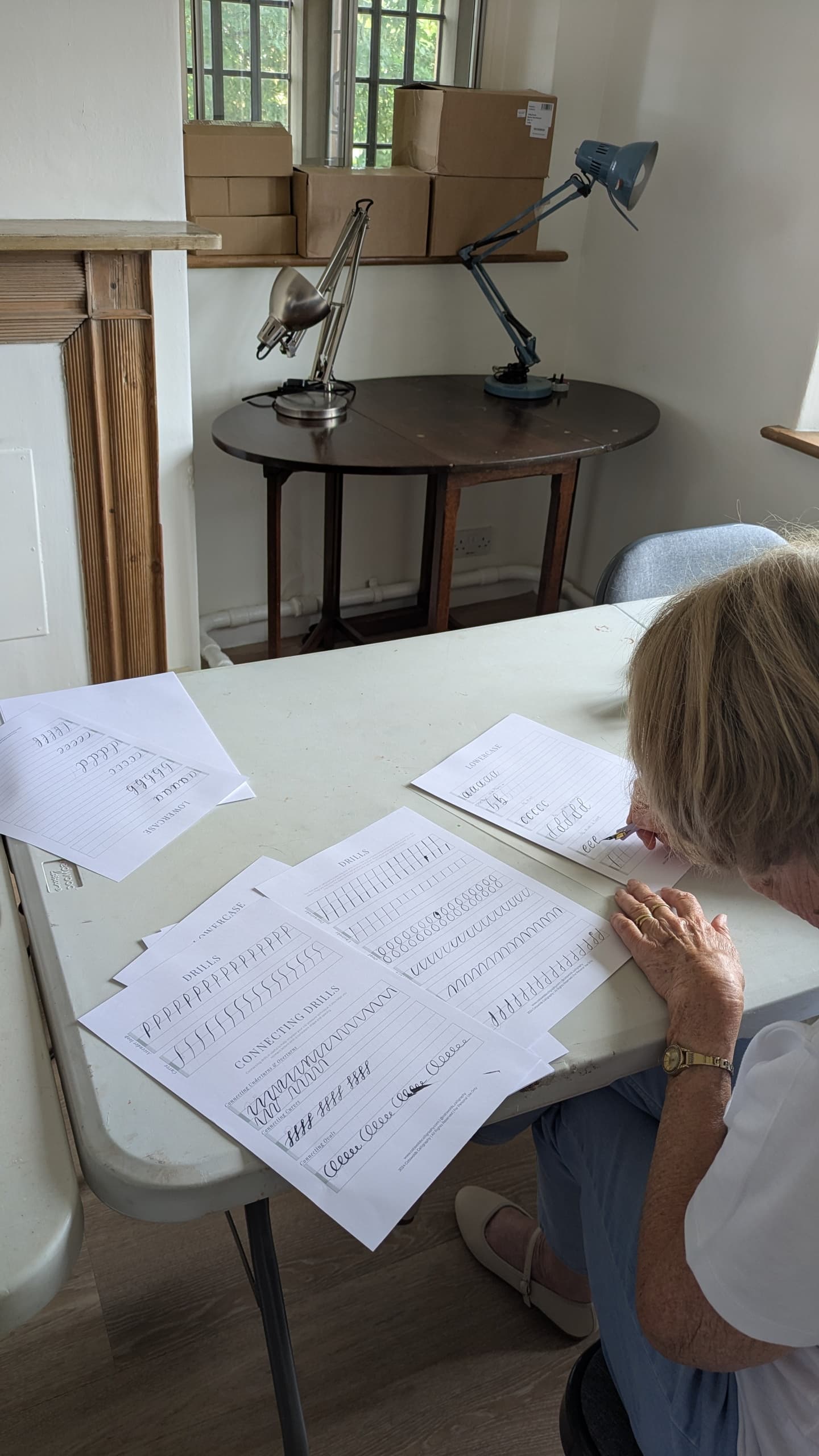 Modern Calligraphy Workshop in Broadway — Learn Dip Pen Lettering with Cotswolds Calligraphy photo 2