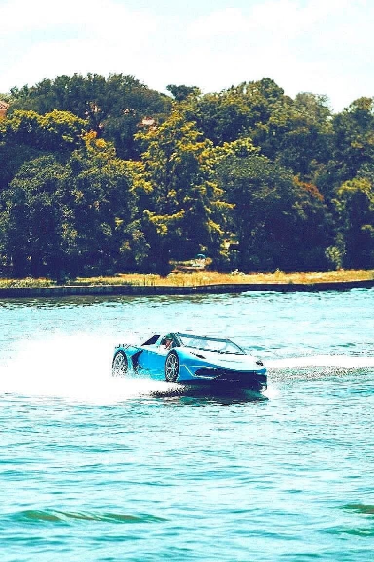 Exotic Jetcar Rentals on Lake Conroe: High-Speed Jet Ski Adventures Near Willis, TX photo 1