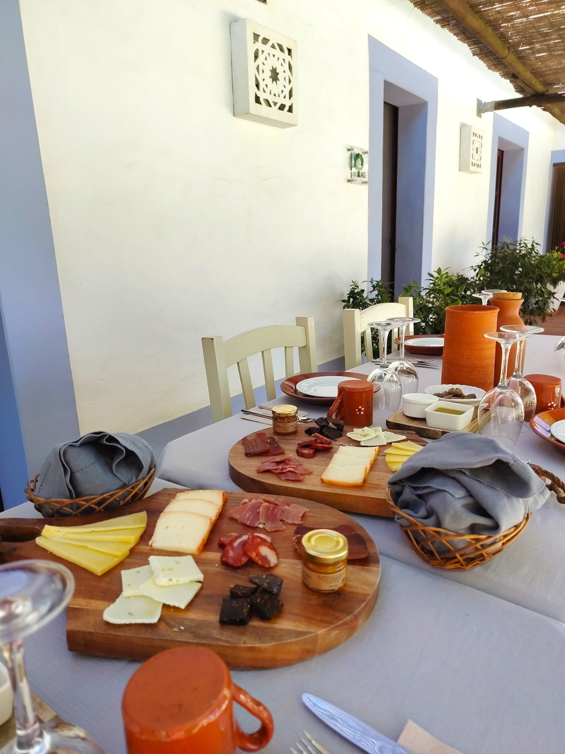 Sip-and-Learn Wine Tasting at Monte da Casteleja — Algarve Vineyard Experience photo 2