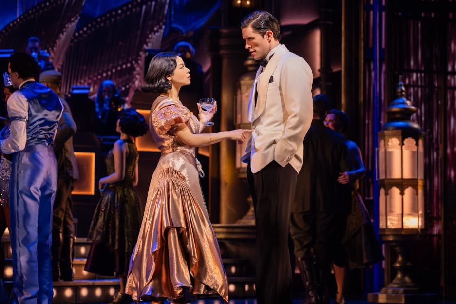 Road to Gatsby: Chicago Broadway Day Trip from Cedar Rapids & Quad Cities photo 4