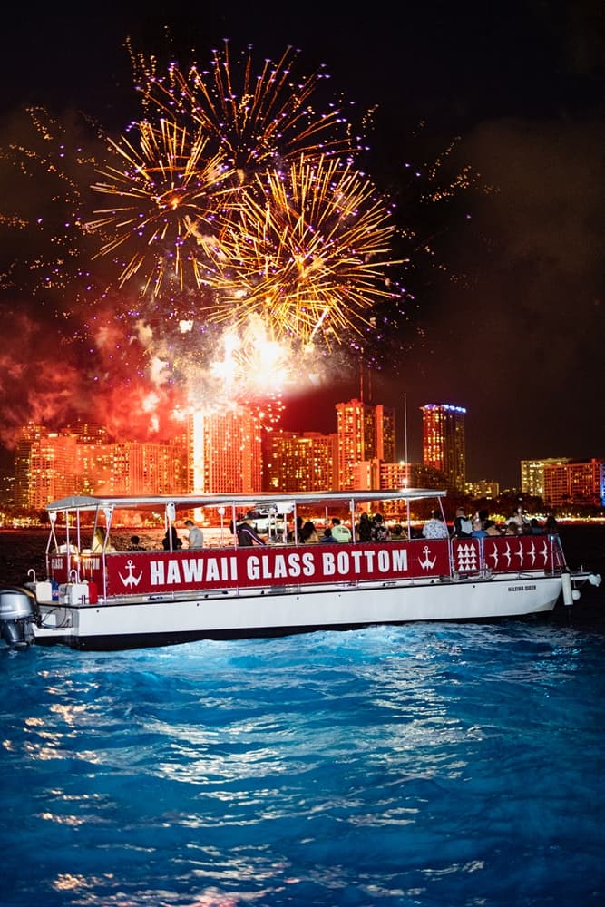 Fireworks Cruise Experience in Honolulu, Hawaii