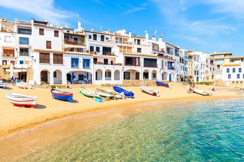 Costa Brava Medieval Villages Tour with Movvip
