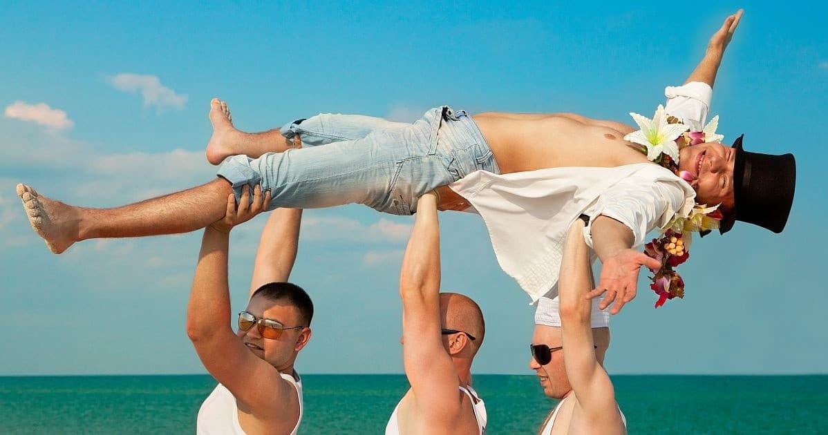 Bachelor Party Cruise in Charleston: 4-Hour Private Lowcountry Boat Charter