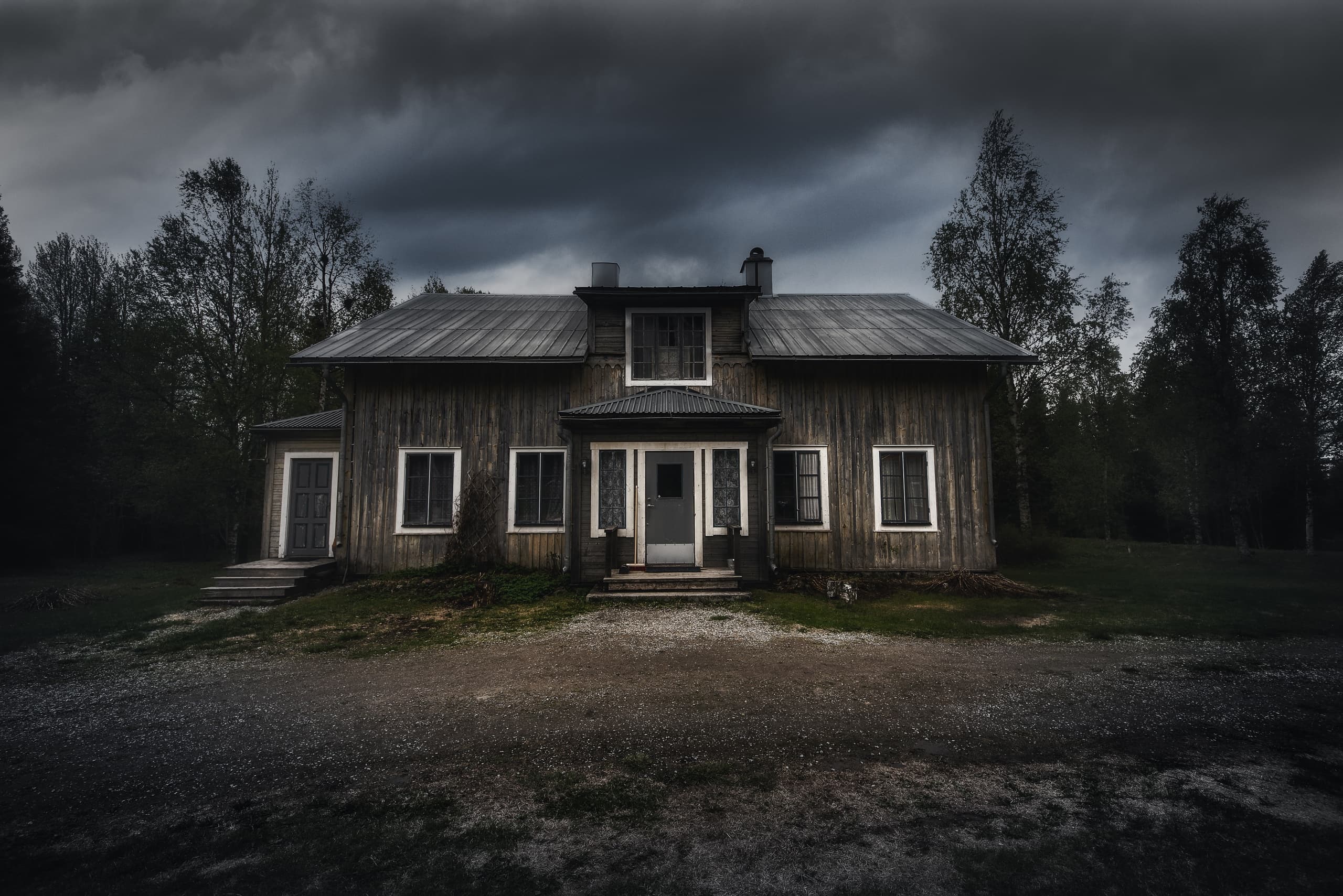 Haunted Stays at LaxTon Ghost Sweden AB’s Borgvattnets Prästgård