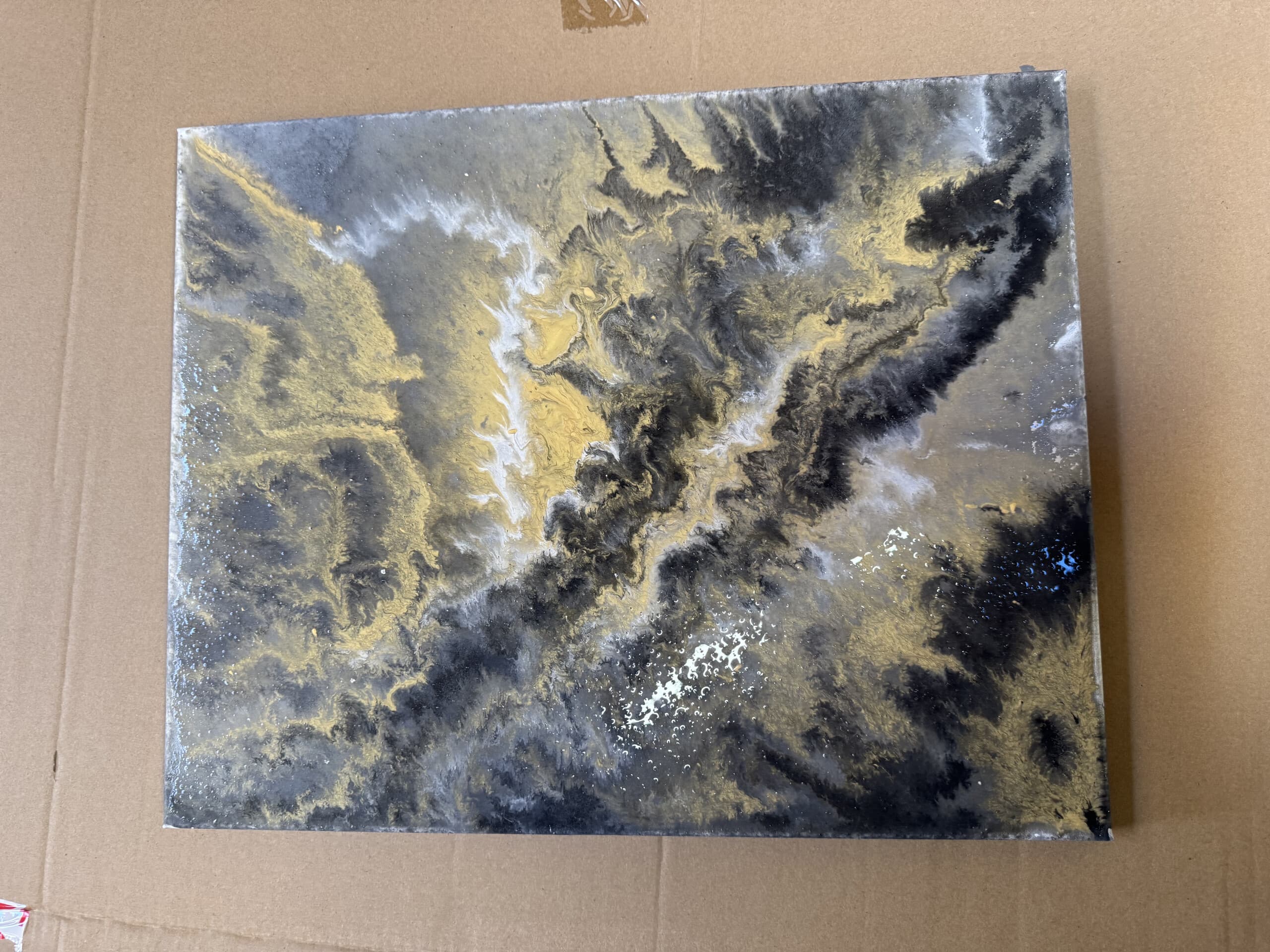 Fluid Art Workshops at Art Attack Room: Create Acrylic Pour Canvases in Erpe-Mere photo 2