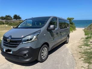 Explore Saint-Lunaire at Your Own Pace with a Manual Transmission C3 Rental