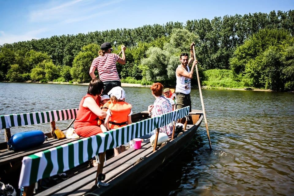River Boat Rental on the Vistula with Torunscy Flisacy