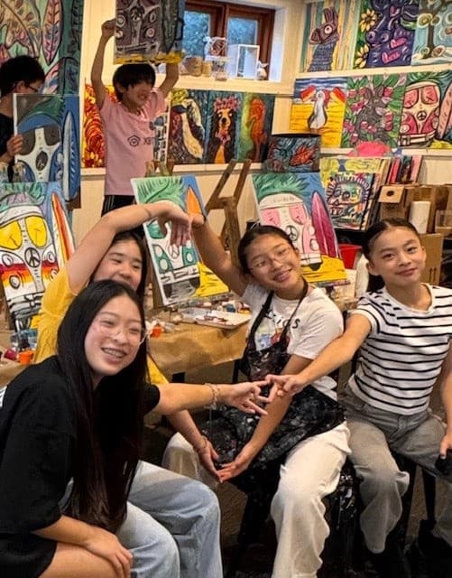 Teens 8-Week Painting Course in Annerley with Artist Katie McErlean photo 3