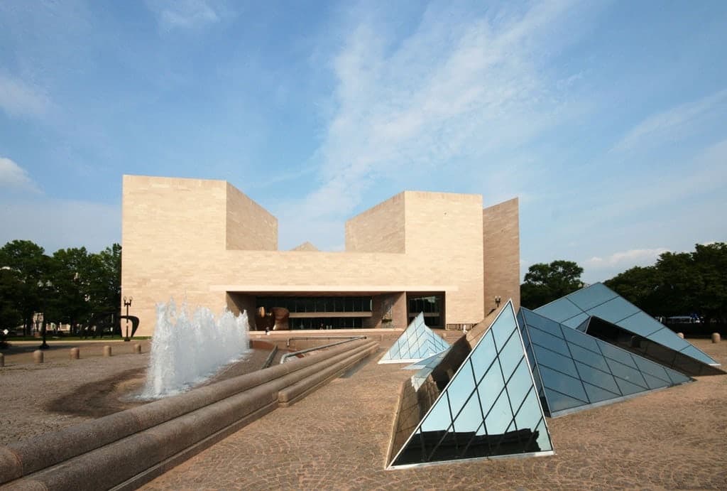 Art & Culture Land Adventure: Letz Go City Tours in Washington