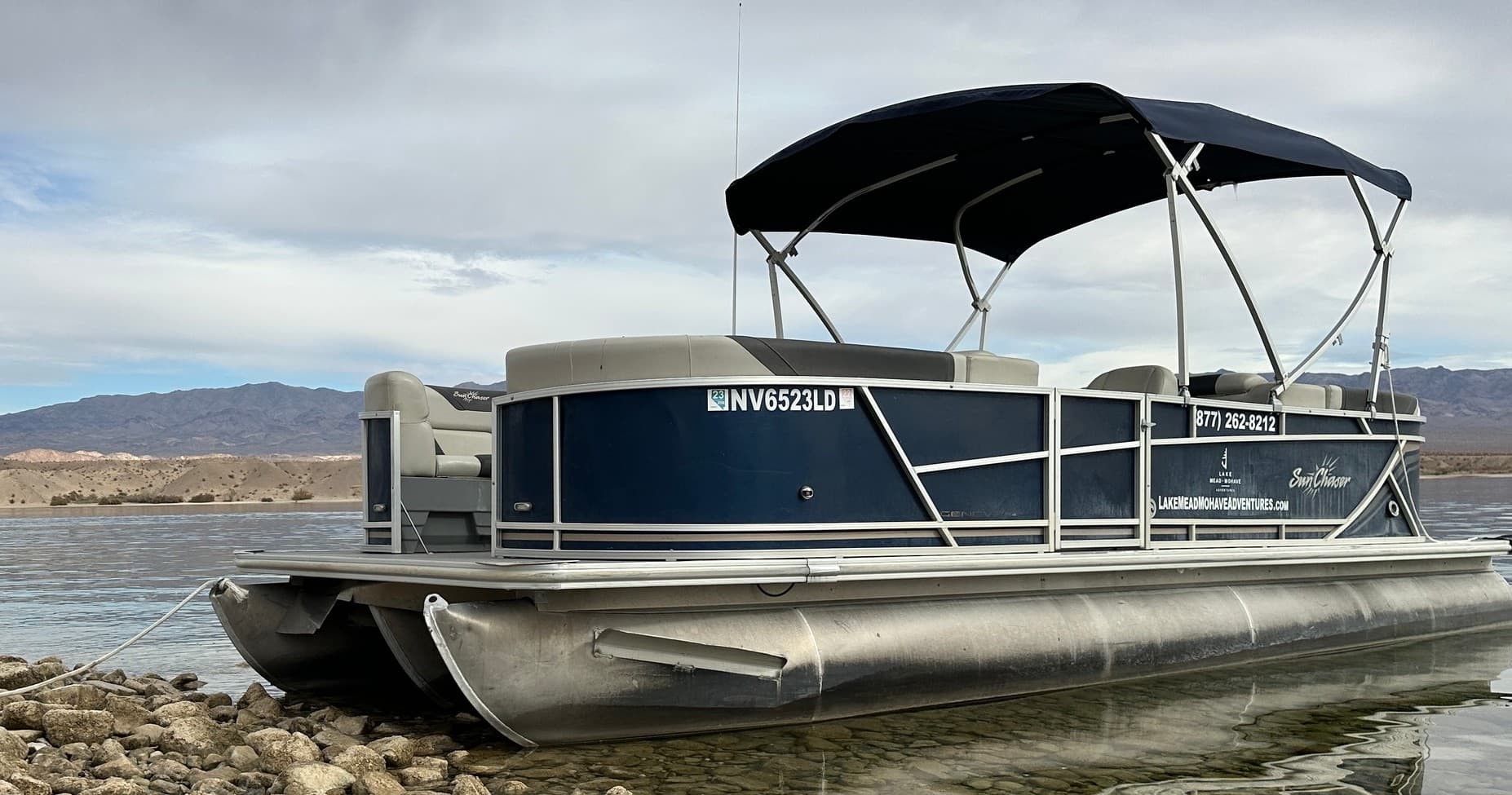 Explore Nevada Waters Aboard the 25' SunChaser Tritoon