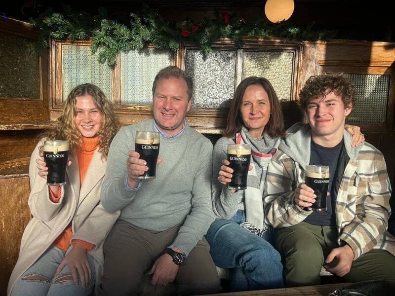Pour Your Own Pint: Private Dublin Pub & Irish Tailgate Tour