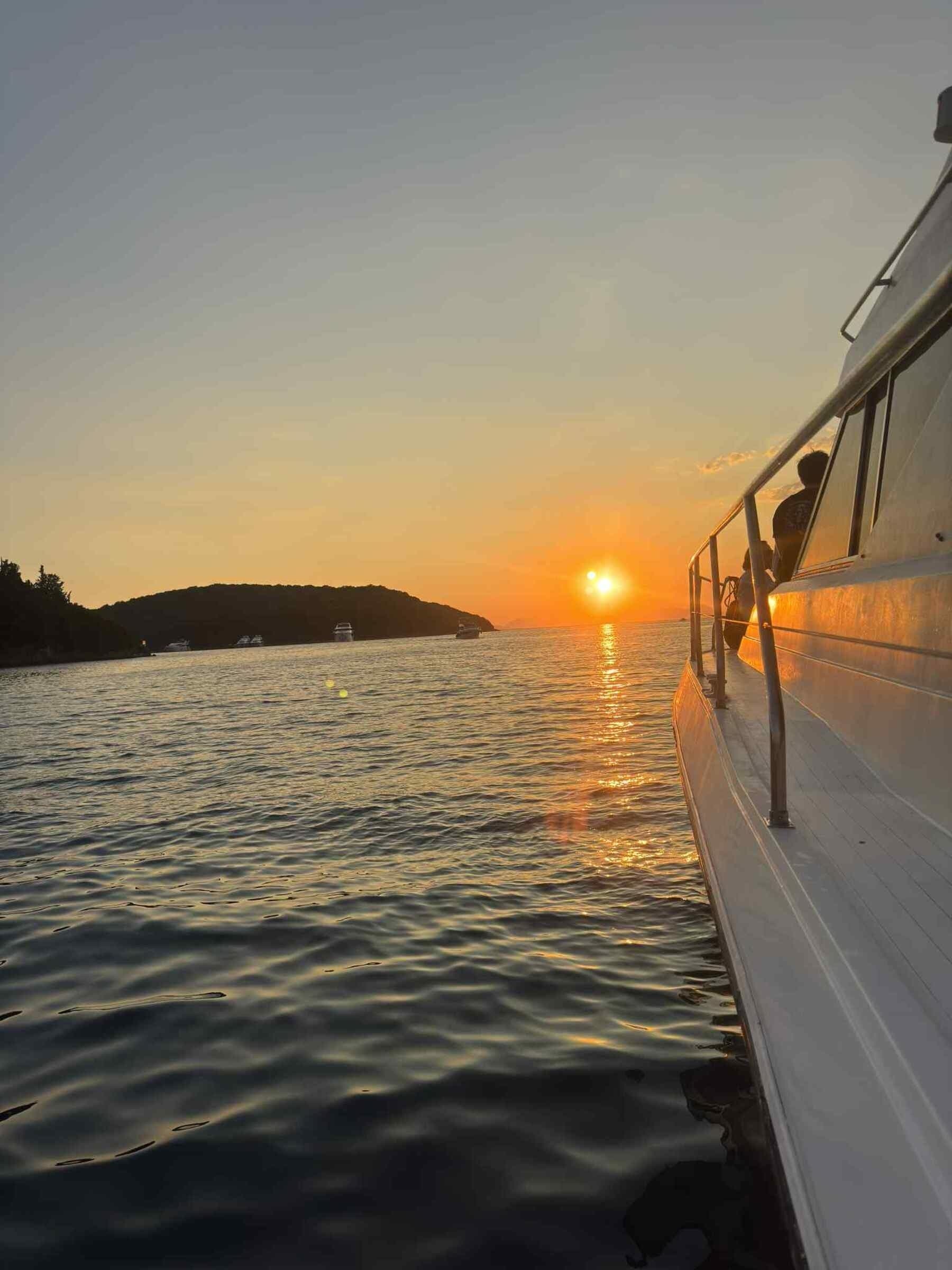 Sunset Cruise to Syvota’s Blue Lagoon: Small-Group Ionian Escape from Λευκίμμη photo 4