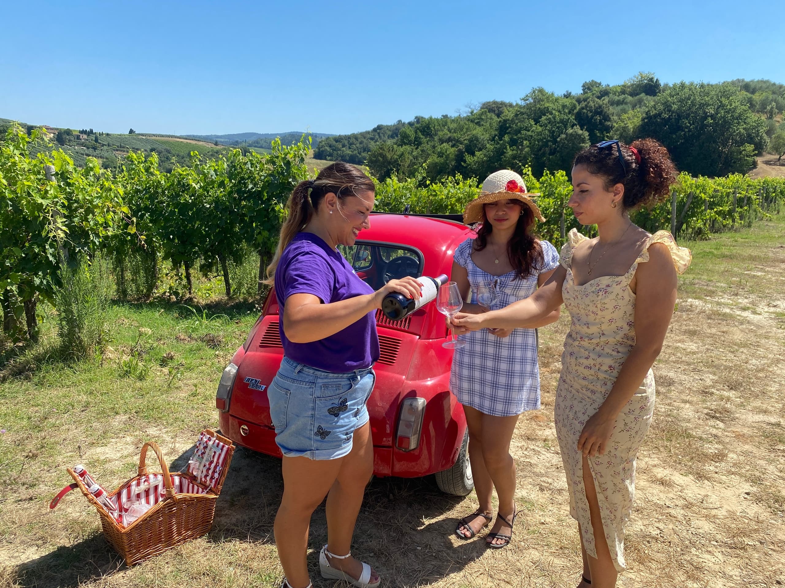 Vintage Fiat 500 Tour with Tuscany on Wheels in Chianti