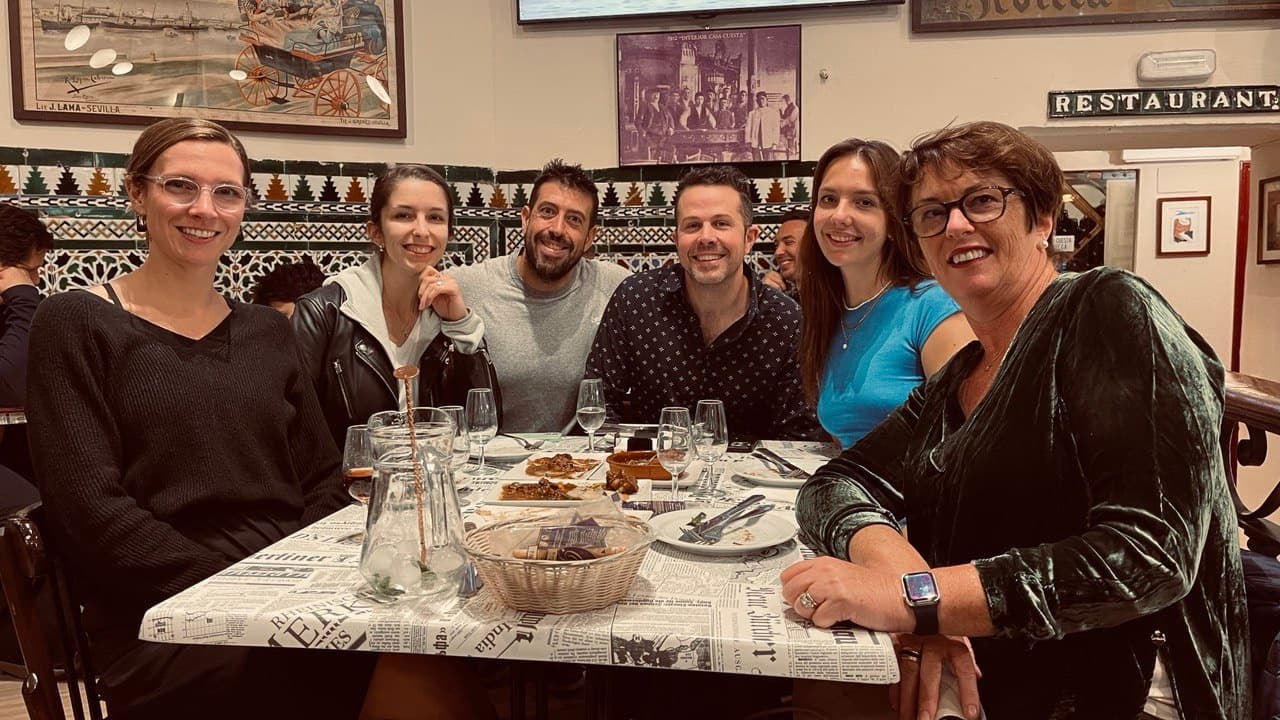 Sevilla Tapas Tour: Culinary Walk in Casco Antiguo