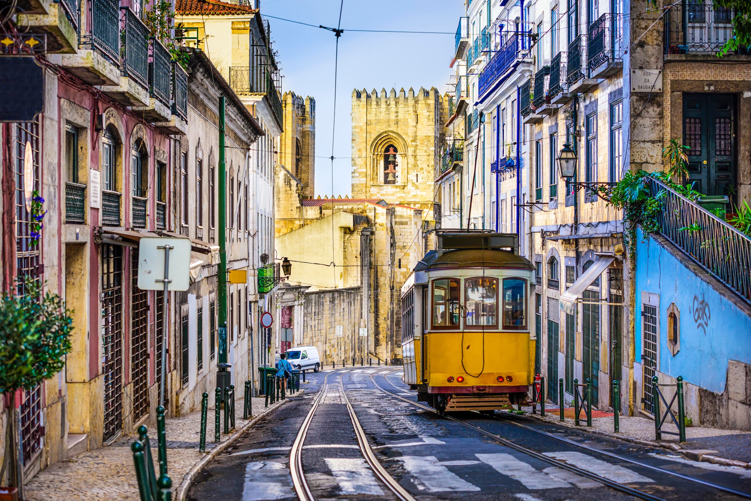 Private Lisbon Tours with Fantastic Ride