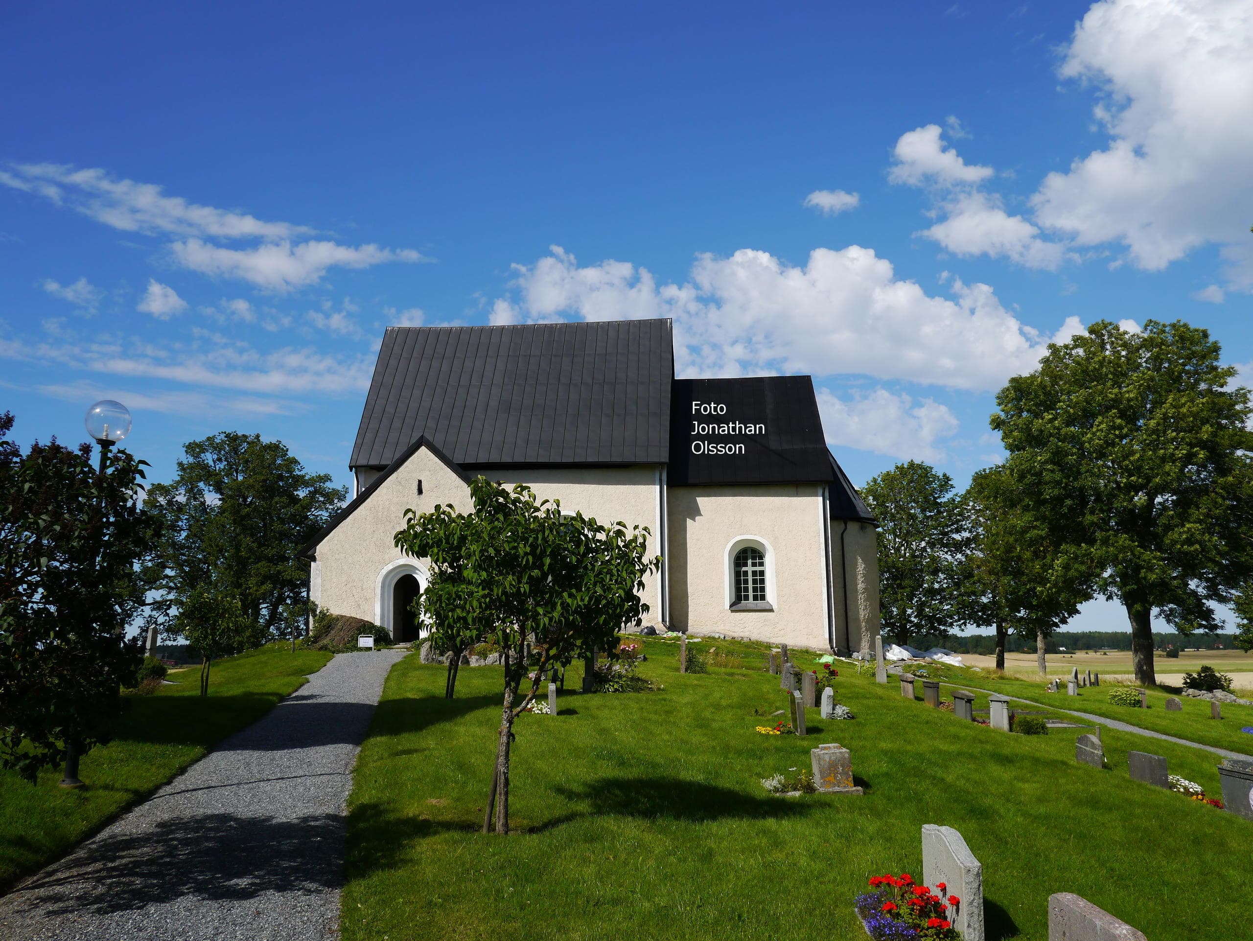 Medieval Church History Tour with Sweden History Tours