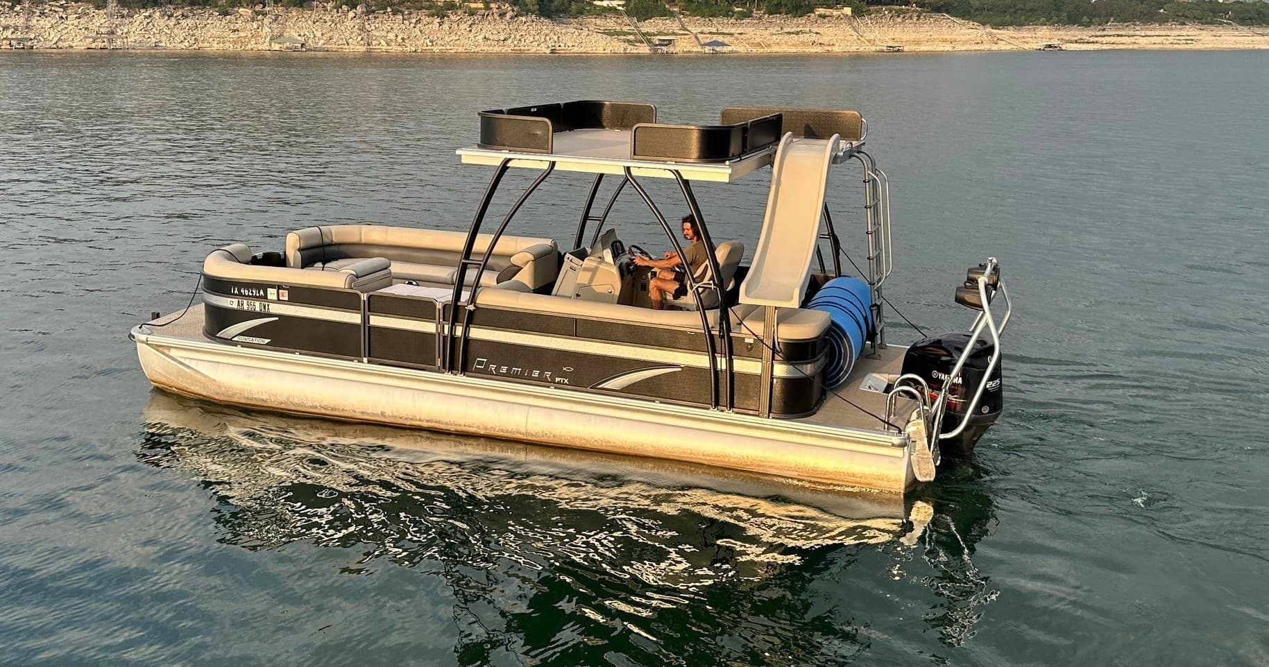 Premier 26ft Sunsation Tritoon Boat Rental on Lake Austin
