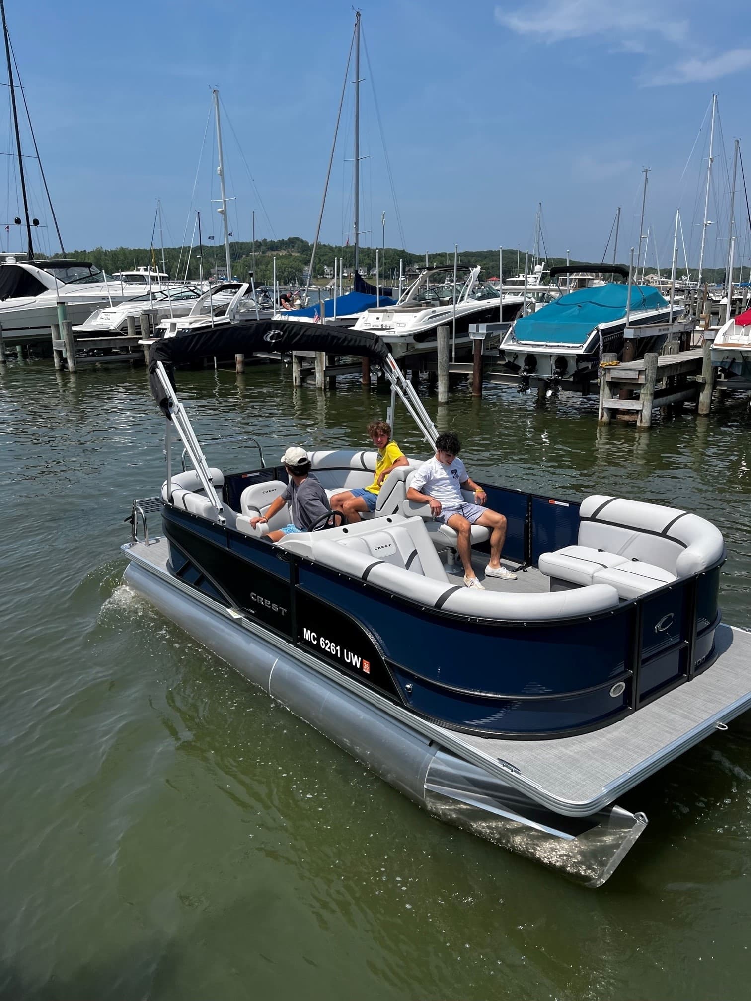 Crest Classic 20' Pontoon Adventure on Lake Michigan in Holland