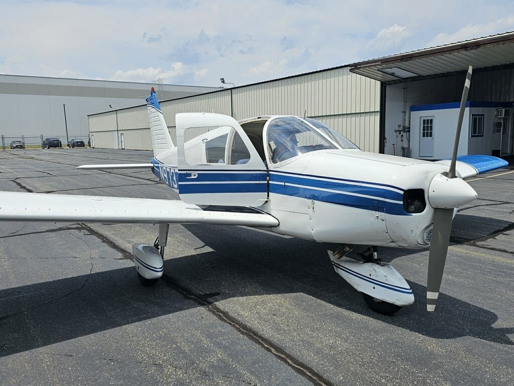 One Hour Intro Flight Lesson for Two in Linden, NJ