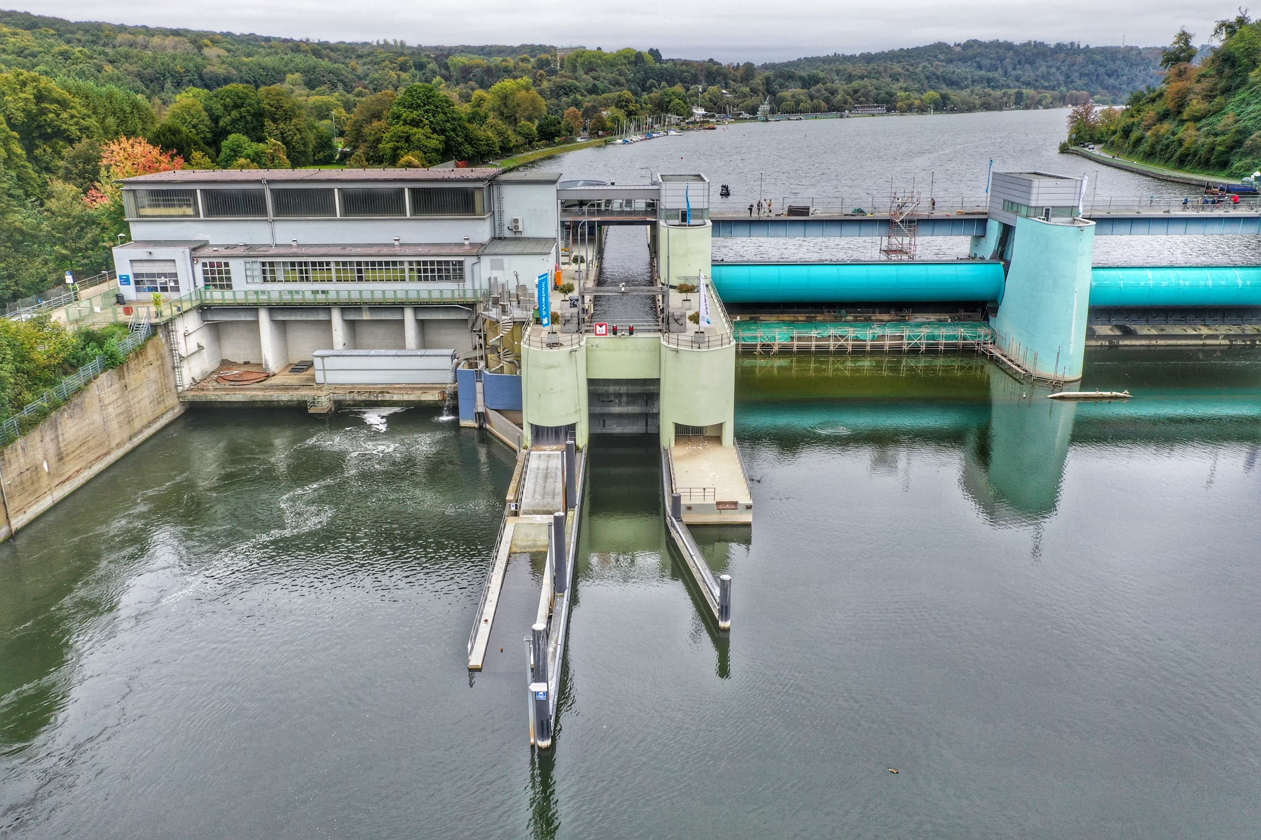 Boat Lock Journey at Schleuse Baldeney with Ruhrverband