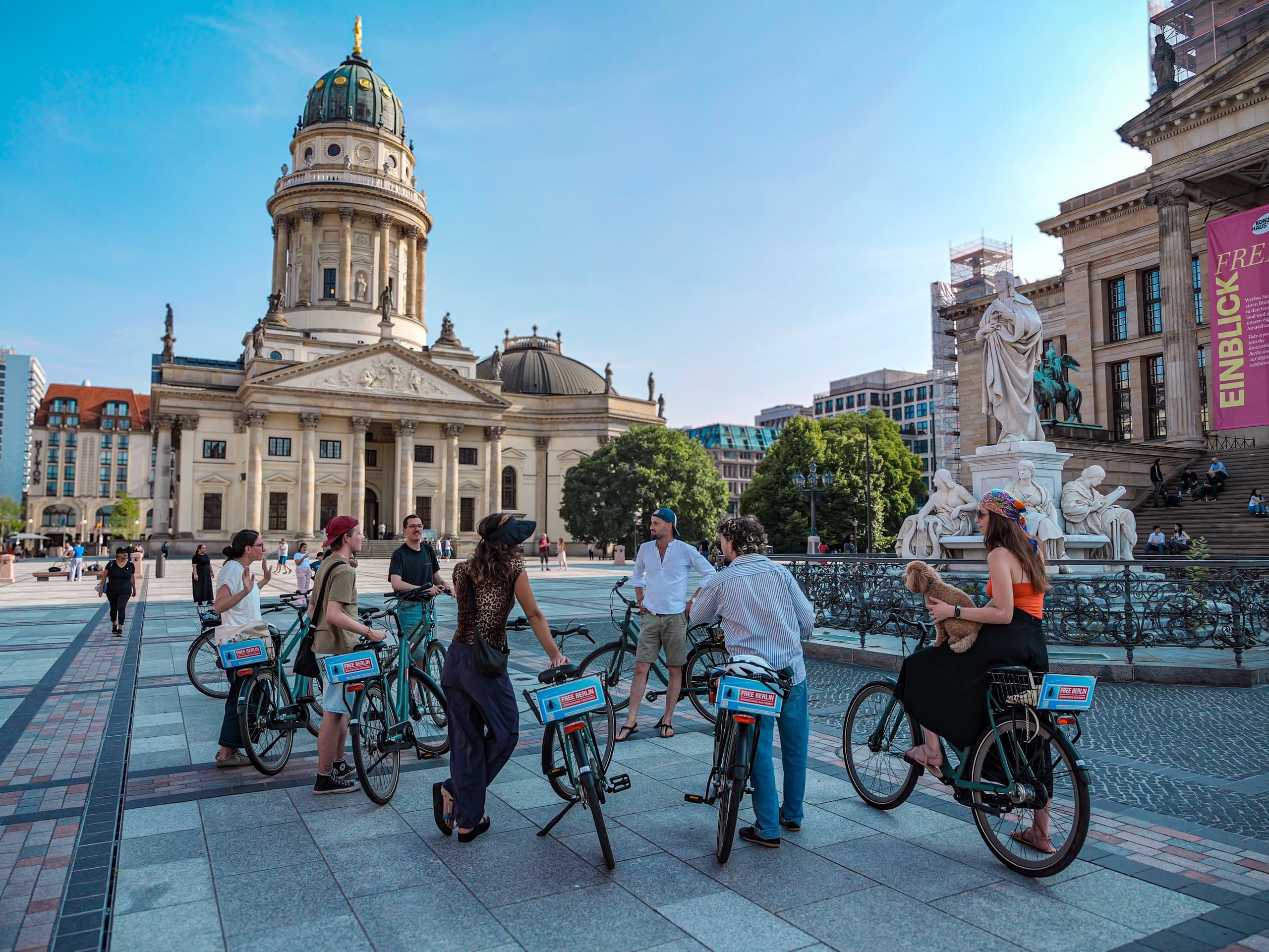Bike Tour & Culture in Berlin with FREE BERLIN - Authentic Radtouren