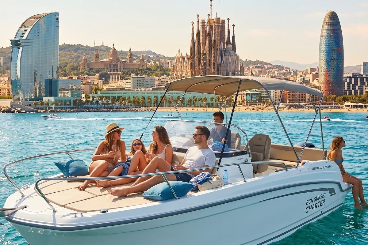 Private Motorboat Excursion Samsara — Luxury Yacht Cruise Along Barcelona Coast photo 2