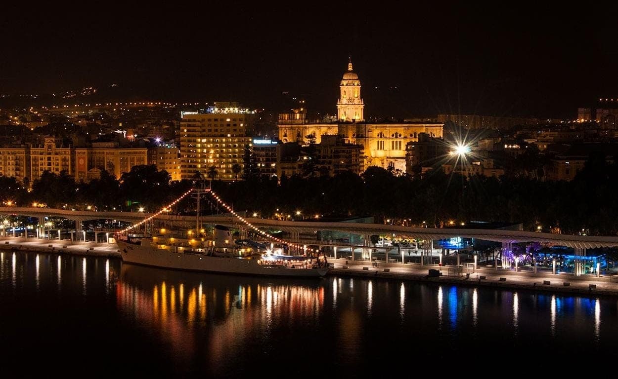 Nighttime Coastal Boat Ride with Mundo Marino Grupo in Málaga