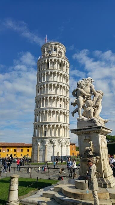 Private Half-Day Pisa & Lucca Tour — Leaning Tower, Cathedral & Medieval Walls photo 2