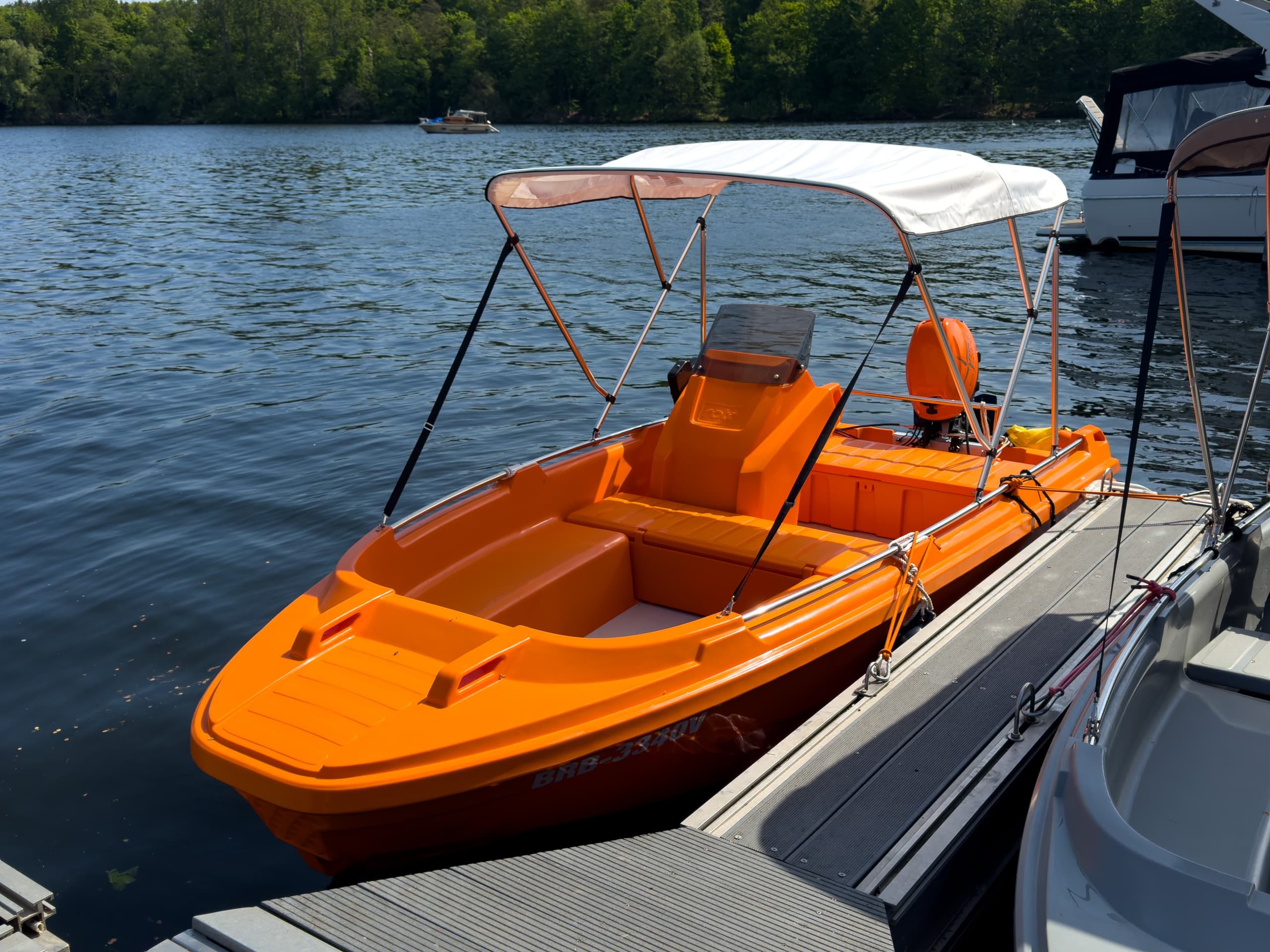 HYDRA 450 Motorboat Rental with Bootsvermietung Moisl in Potsdam