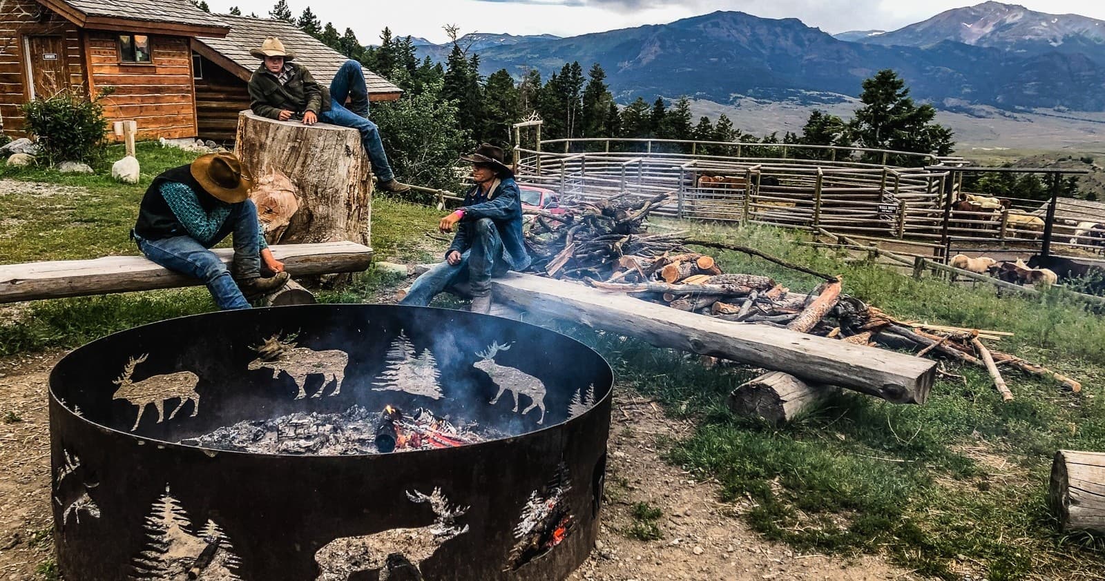 YRC Cowboy Cookout & 1-Hour Ride in Gardiner, MT