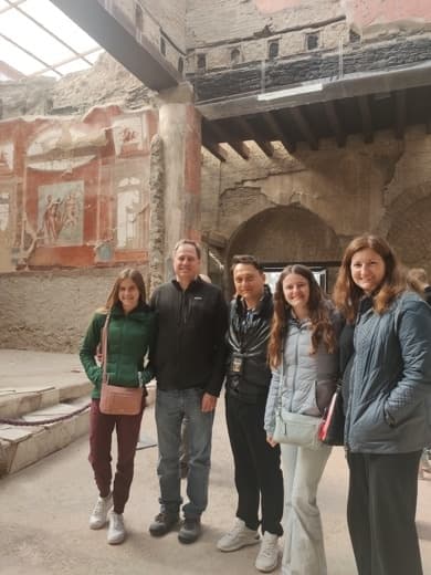 Herculaneum Walking Tour by Pompeii with Archaeologist