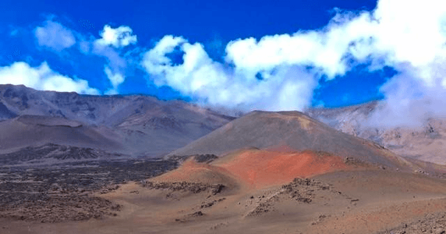 Advanced Haleakala Hiking Adventure in Kihei, Hawaii