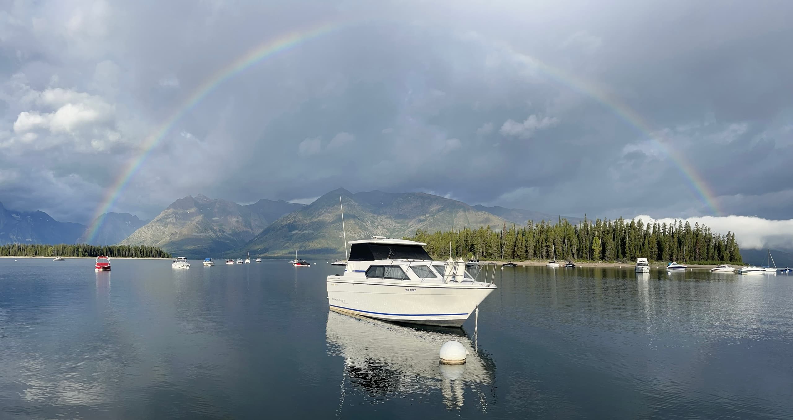 Short-Term Mooring Rentals at Signal Mountain Lodge