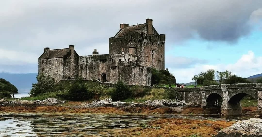 Scottish Highlands Land Adventure with Eilean Donan Castle & Loch Ness