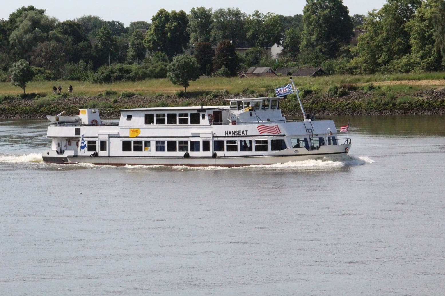 River Boat Trip with Hal Över: Oldenburg to Elsfleth