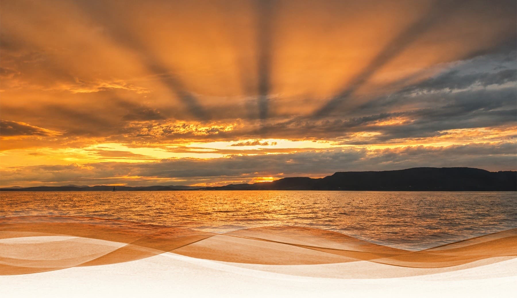 Sunset Sail on Baie-des-Chaleurs: Coucher de Soleil Cruise from Carleton