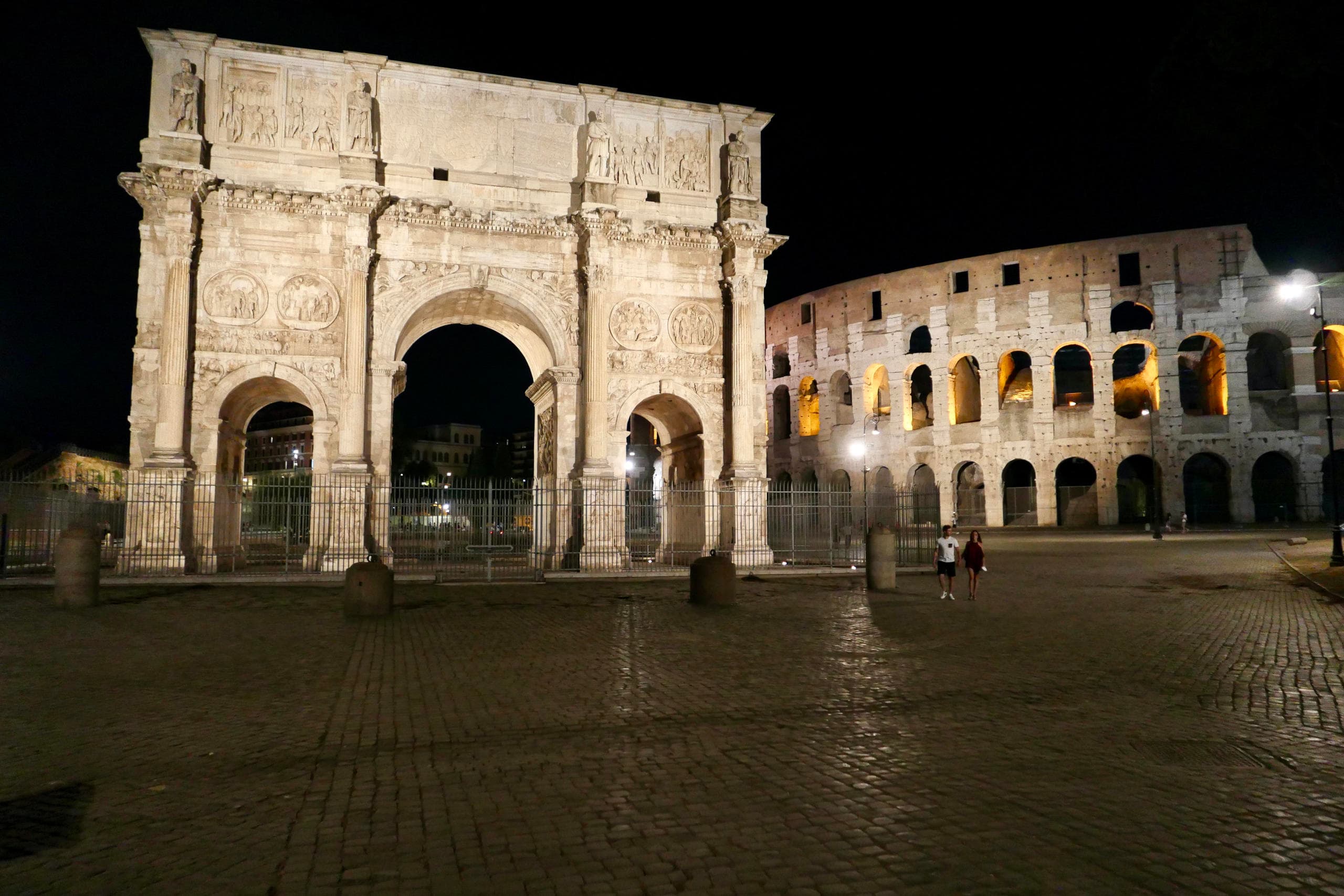 Night Tours of Rome's Colosseum and Forum | Touriks