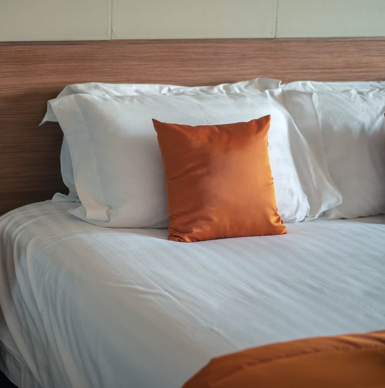 Triple Bed Motel Stay at Meramec Caverns, Missouri