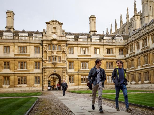 Cambridge Day Trip by Train with Londra Culturale