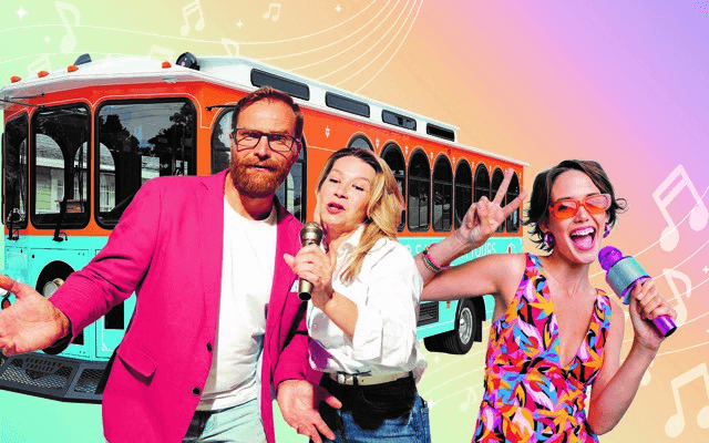 Sing-Along Trolley Tour in Sarasota, Florida