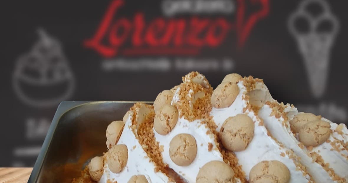 Water Activities: Privé Rondvaart in Dordrecht with Gelateria Lorenzo