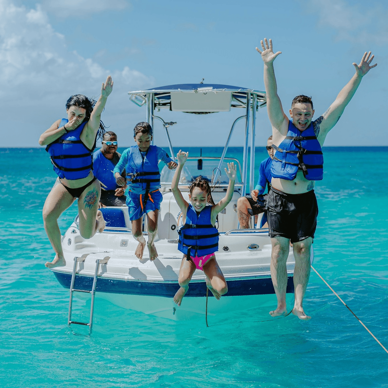 Private Mangel Halto Snorkel Tour from Palm Beach — Underwater Scooters & Mangrove Channels