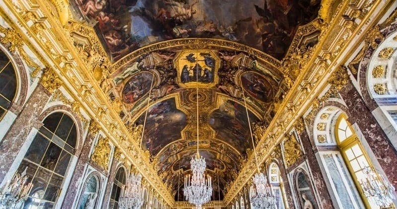 Versailles Express: Train from Paris with Skip-the-Line Palace Access