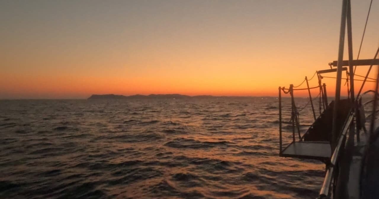 Sunset Cruise to Blue Lagoon: Kaiki Sail from Lefkimmi on Corfu